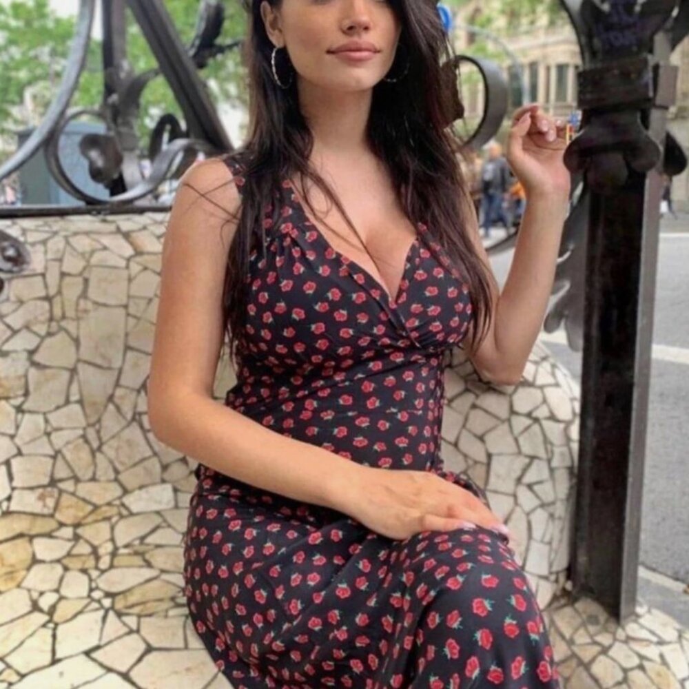 REALISATION PAR Liv Rosalita Dress Black with Red Floral Print XS